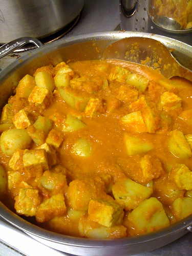potato tempeh curry
