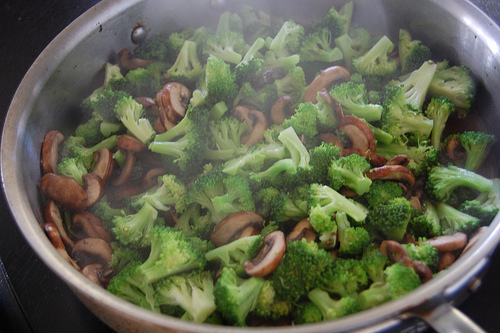 steaming veggies